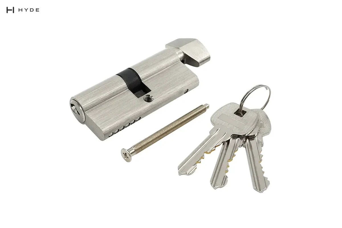 Canton Hyland brass lock cylinders and keys