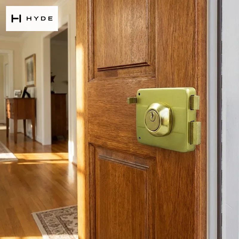 Hyland 5682 Night Latch And Rim Lock, view 2