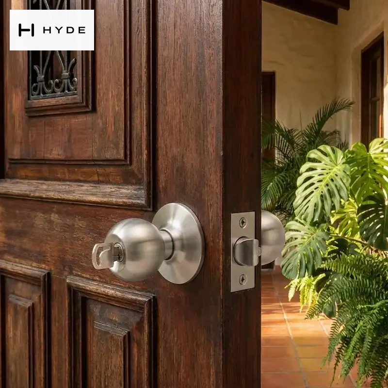 Hyland 5807 SSR Commercial Lock, view 2
