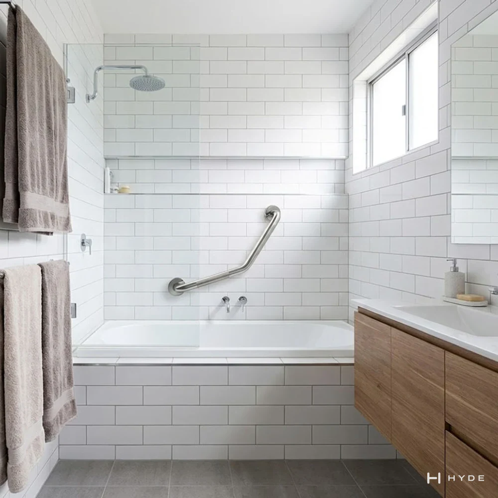 Hyland BH04 Angled Grab Bar, view 2