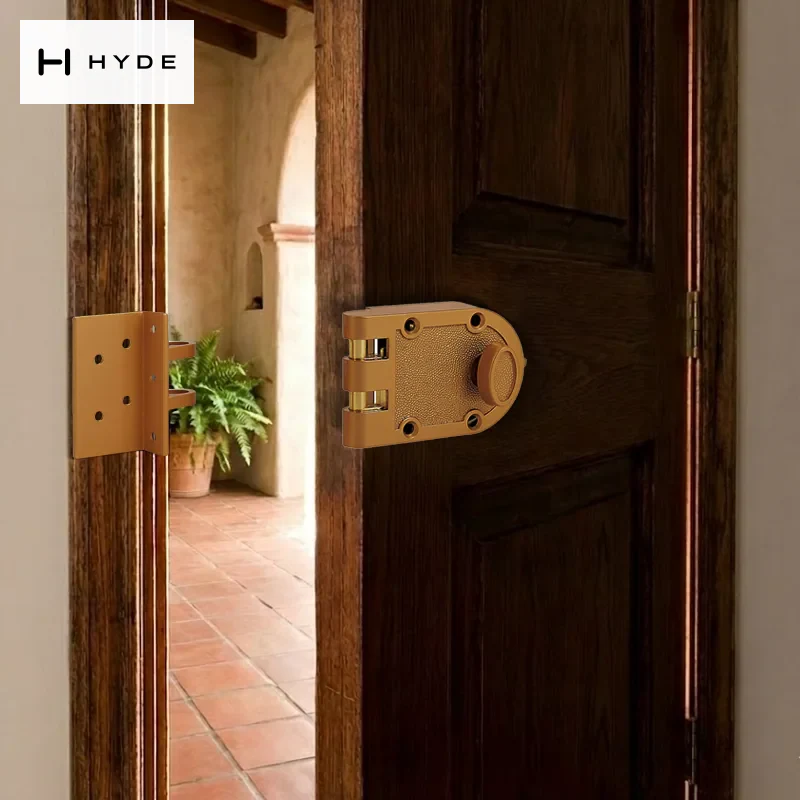Hyland H101 Night Latch And Rim Lock, view 4