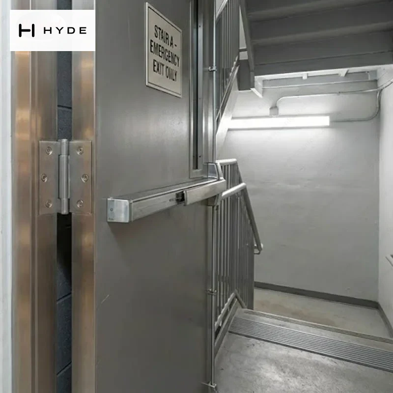 Hyland SSH023 brass and steel hinges, view 8